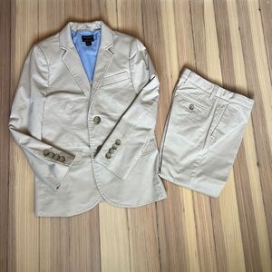 JCREW CREWCUTS Thompson suit in flex chino sand color EUC
